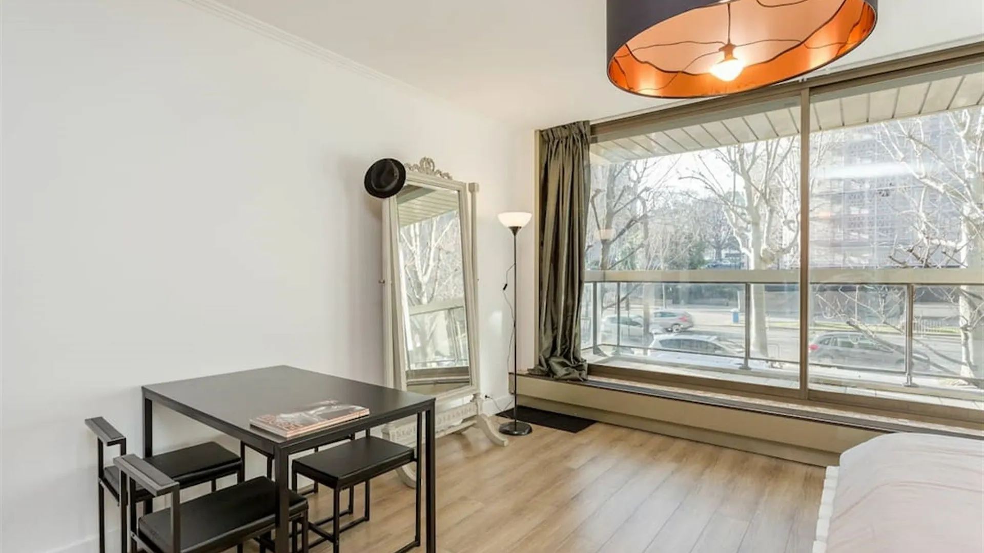 Apartment Tour Eiffel Trocadero - Smartrenting Paris